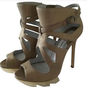 Camilla Skovgaard Open Toe Cutout Saw Tooth High Heeled Sandal Size 7